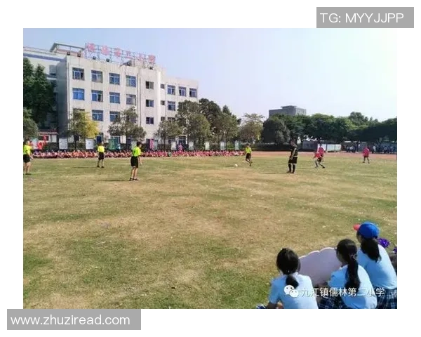 快乐的足球赛让我们一起感受激情与友谊的瞬间 快乐的足球赛让我们一起感受激情与友谊的瞬间